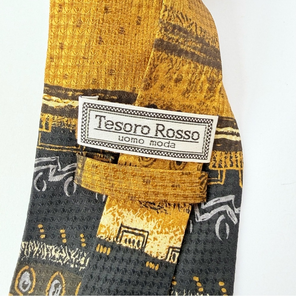 Men’s Tesoro Rossi Uomo Moda Silk Necktie
Brown, Black, and Gold - Picture 4 of 5